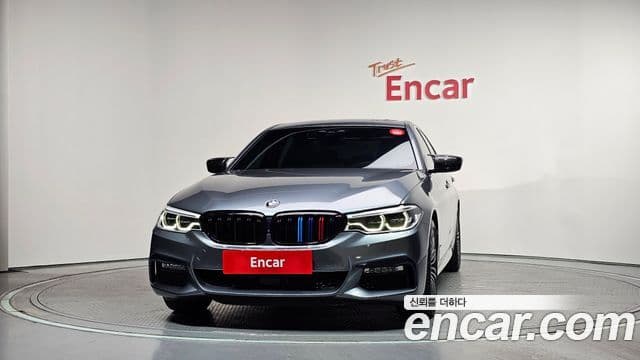 BMW 5 Series (G30) 3