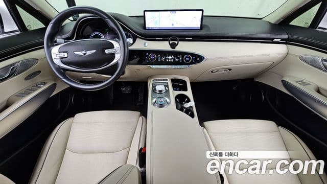 Genesis GV70 4