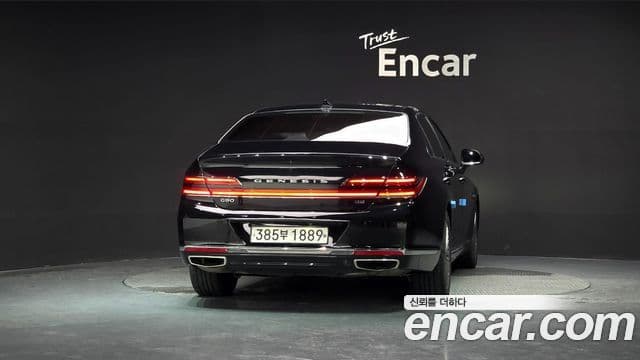 Genesis G90 3