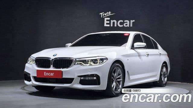 BMW 5 Series (G30) 1