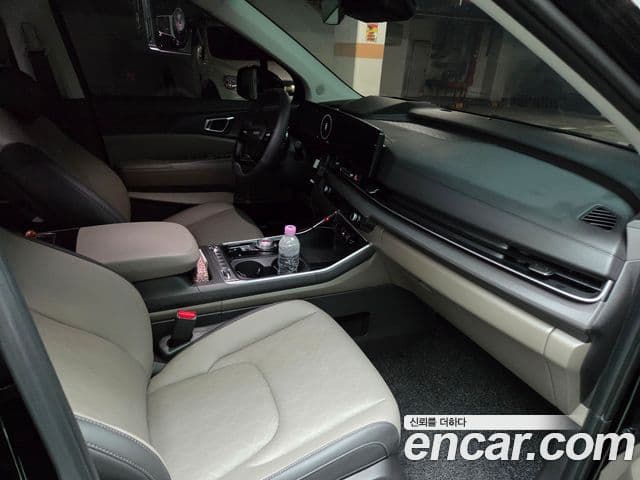 Kia The New Carnival 4th Gen 4