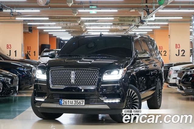 Lincoln Navigator 4th Gen 1