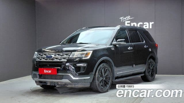 Ford Explorer — 1