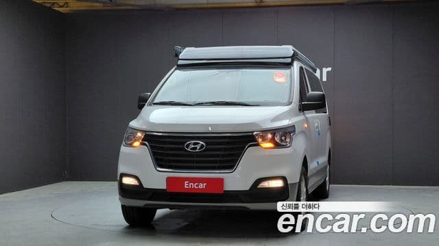 Hyundai The New Grand Starex 2