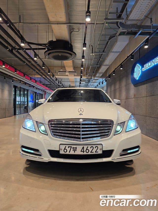 Mercedes-Benz E-Class W212
