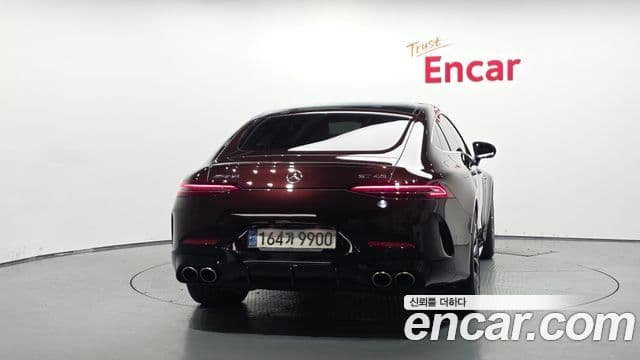 Mercedes-Benz AMG GT 4