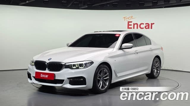BMW 5 Series (G30)