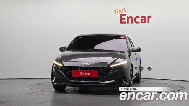 Hyundai Avante (CN7) 2