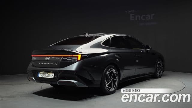 Hyundai Sonata The Edge Hybrid (DN8) 2