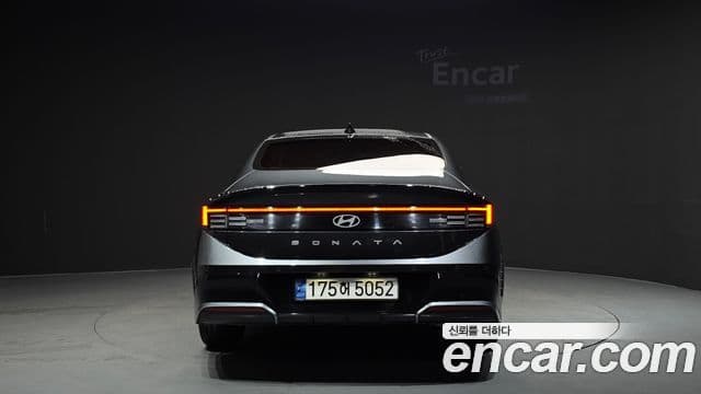 Hyundai Sonata The Edge Hybrid (DN8) 4