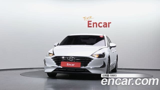 Hyundai Sonata (DN8) 2