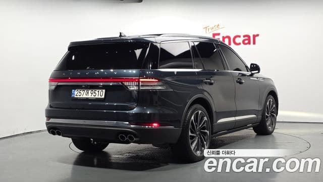 Lincoln Aviator 2nd Gen 2