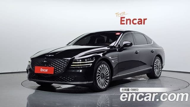 Genesis Electrified G80 (RG3) 1