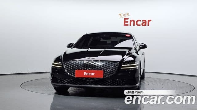 Genesis Electrified G80 (RG3) 3