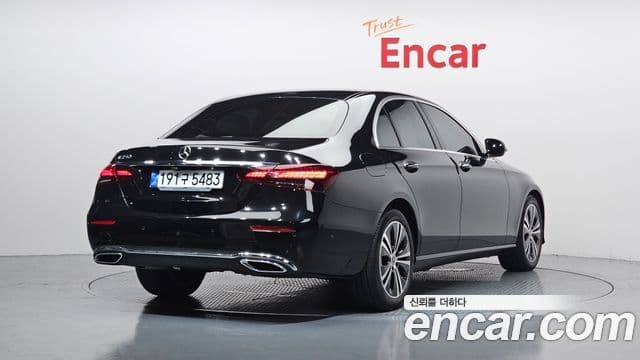 Mercedes-Benz E-Class W213 2