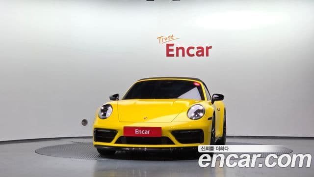 Porsche 911 (992) 3