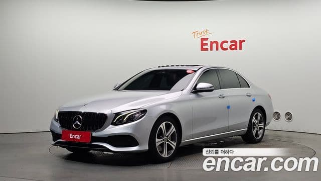 Mercedes-Benz E-Class W213 1