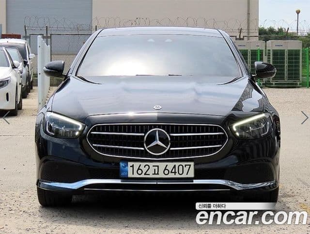 Mercedes-Benz E-Class W213 1