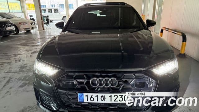 Audi A6 (C8)