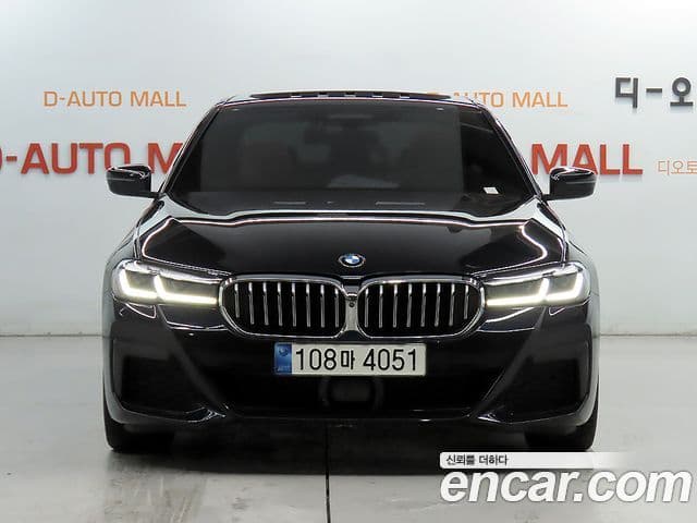 BMW 5 Series (G30) 3