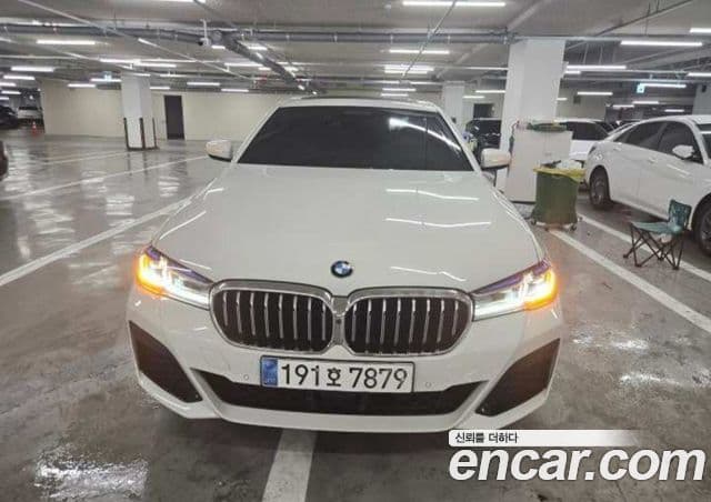 BMW 5 Series (G30)