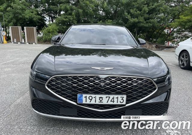 Genesis G90 (RS4)