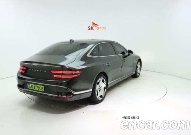 Genesis Electrified G80 (RG3) 3