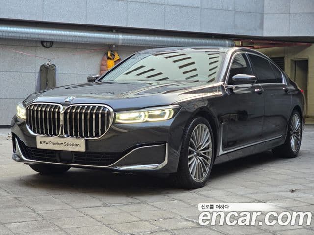 BMW 7 Series (G11)