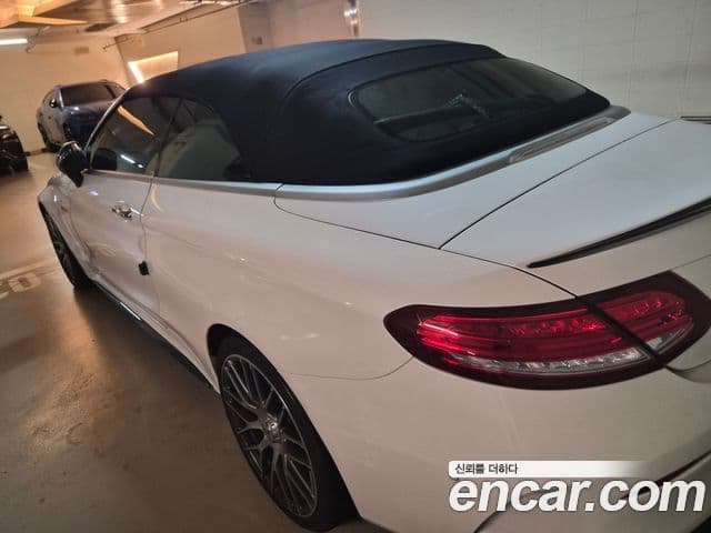 Mercedes-Benz C-Class W205 3
