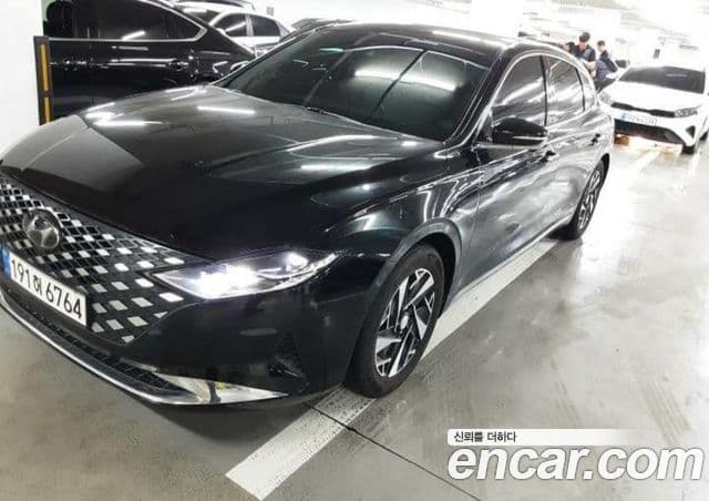 Hyundai The New Grandeur IG Hybrid 2