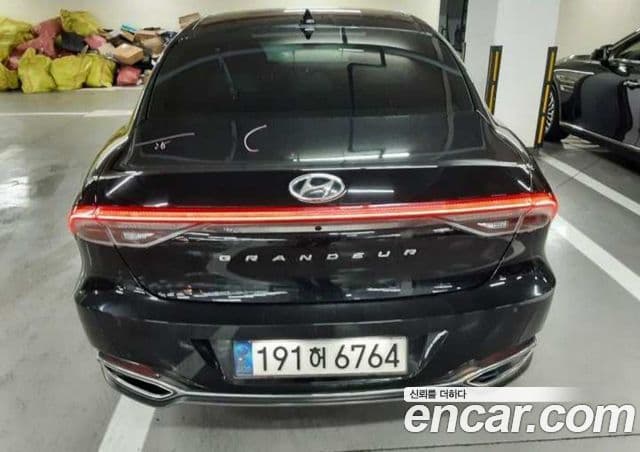 Hyundai The New Grandeur IG Hybrid 3