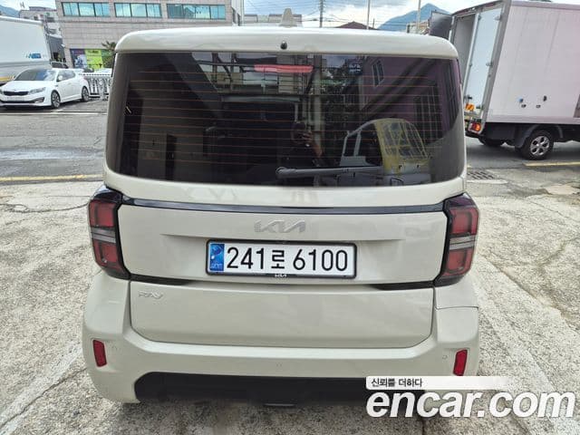 Kia The New Kia Ray 3