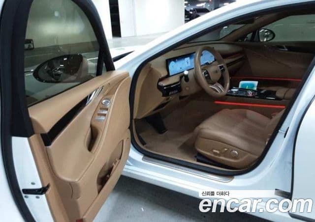 Genesis G80 (RG3) 4