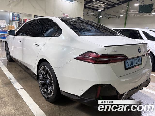 BMW i5 (G60) 2