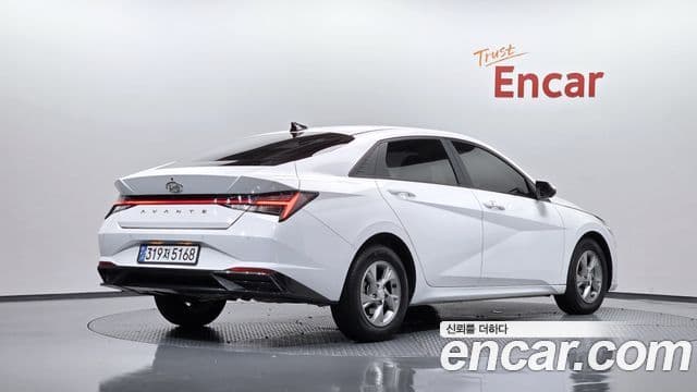 Hyundai Avante (CN7) 2