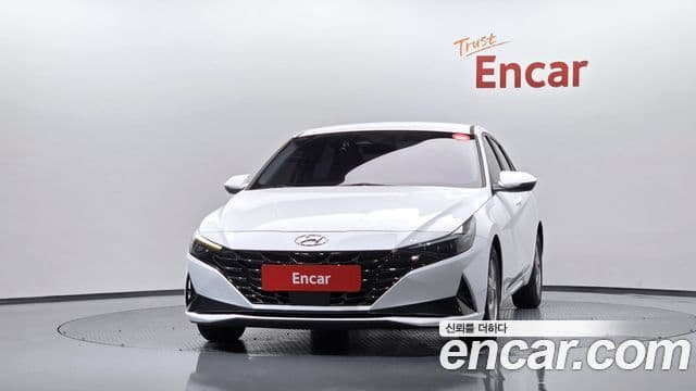 Hyundai Avante (CN7) 3