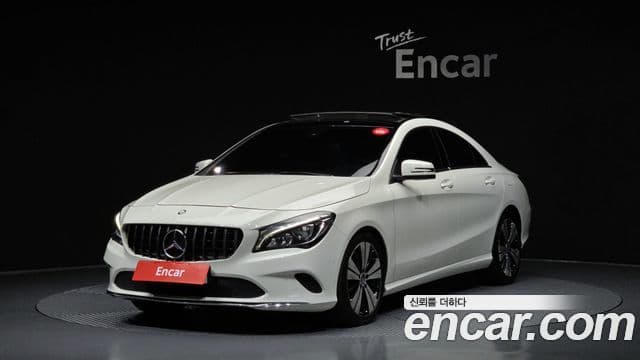 Mercedes-Benz CLA-Class C117 1
