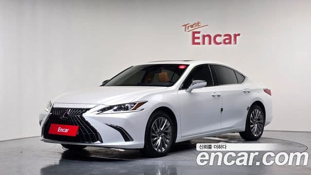 Lexus ES300h 7th Gen 1