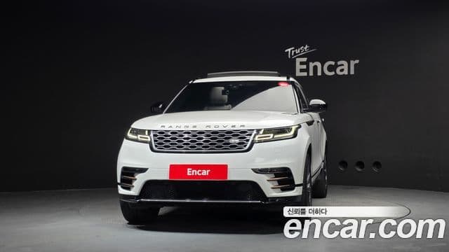 Land Rover Range Rover Velar 3