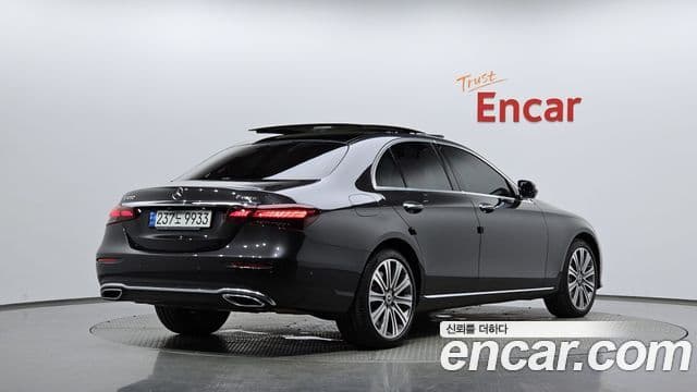 Mercedes-Benz E-Class W213 2