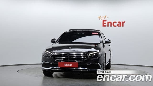 Mercedes-Benz E-Class W213 3