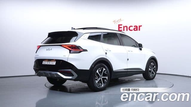 Kia Sportage 5th Gen Hybrid 2