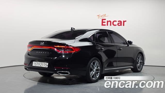 Hyundai Grandeur IG 2