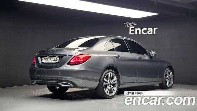 Mercedes-Benz C-Class W205 2