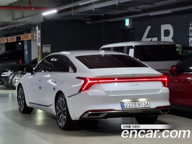 Kia K8 2
