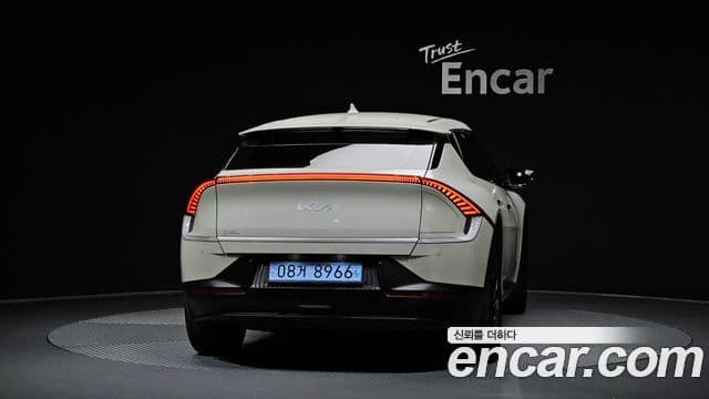 Kia EV6 4