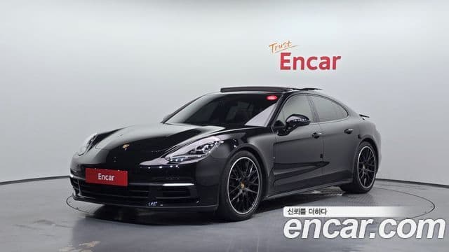 Porsche Panamera (971) 1