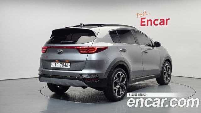 Kia Sportage The Bold 2