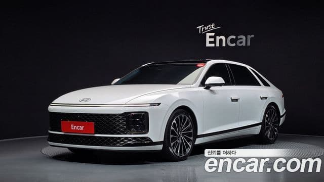 Hyundai Grandeur Hybrid (GN7)