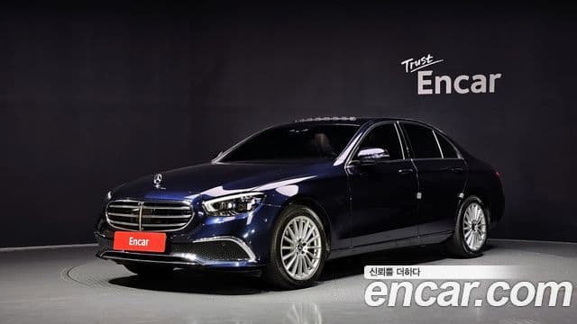 Mercedes-Benz E-Class W213 1